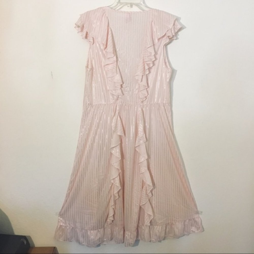 NEW VICTORIA’s SECRET Rose Accent Ruffled ROBE - Picture 4 of 7